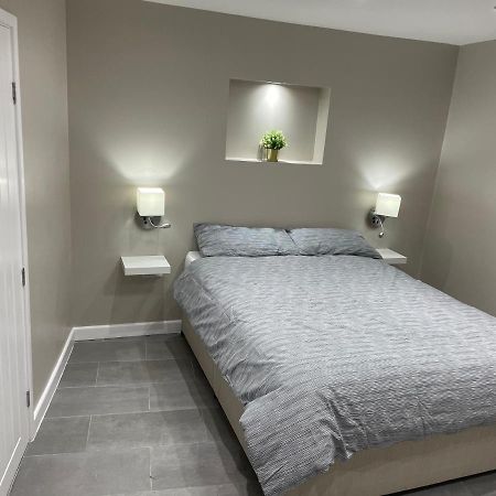 One Bedroom Apartment Goodmayes Екстериор снимка