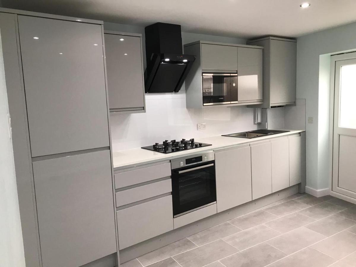 One Bedroom Apartment Goodmayes Екстериор снимка