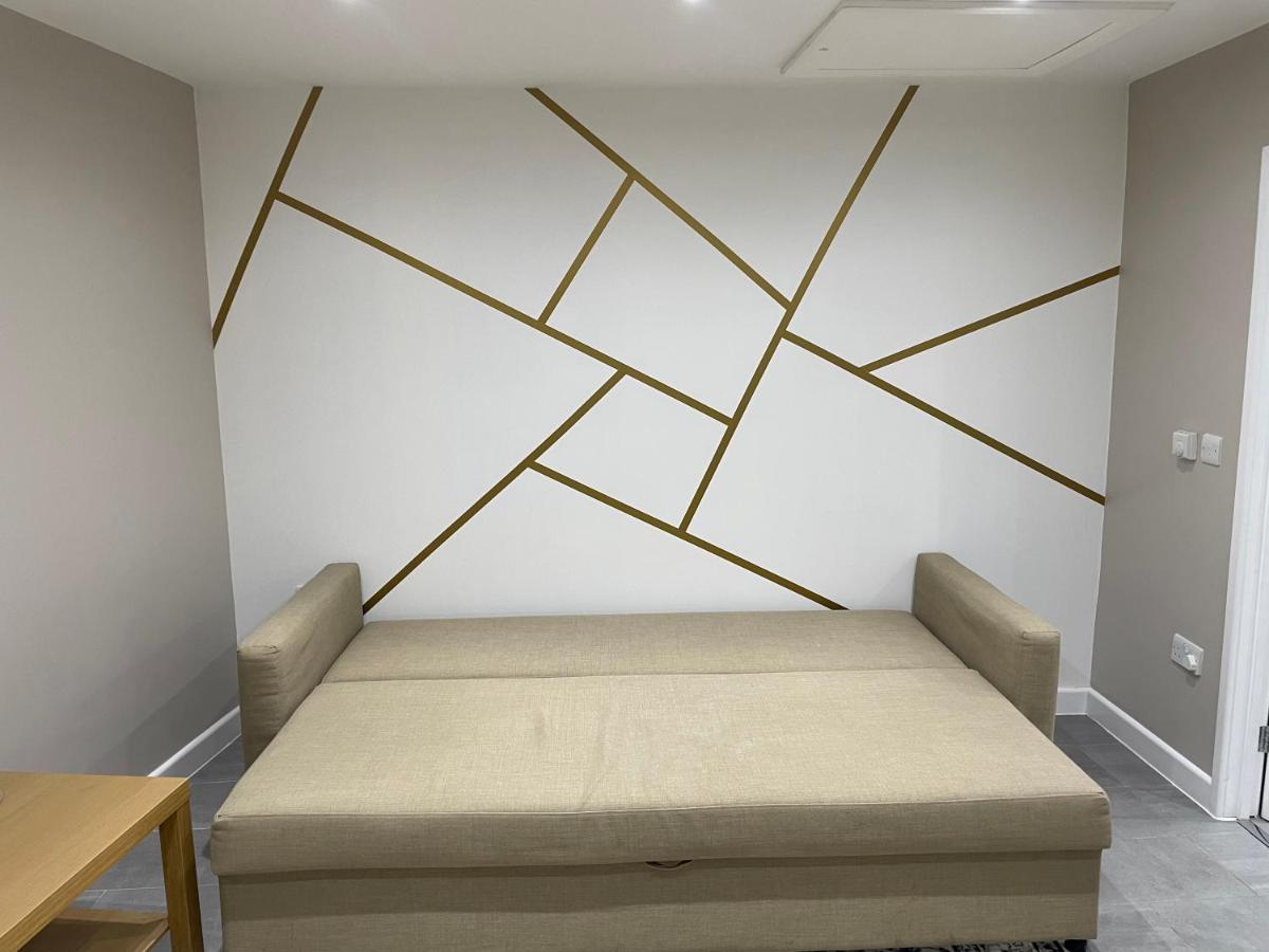 One Bedroom Apartment Goodmayes Екстериор снимка