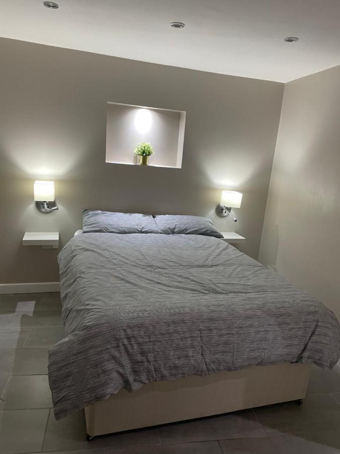 One Bedroom Apartment Goodmayes Екстериор снимка